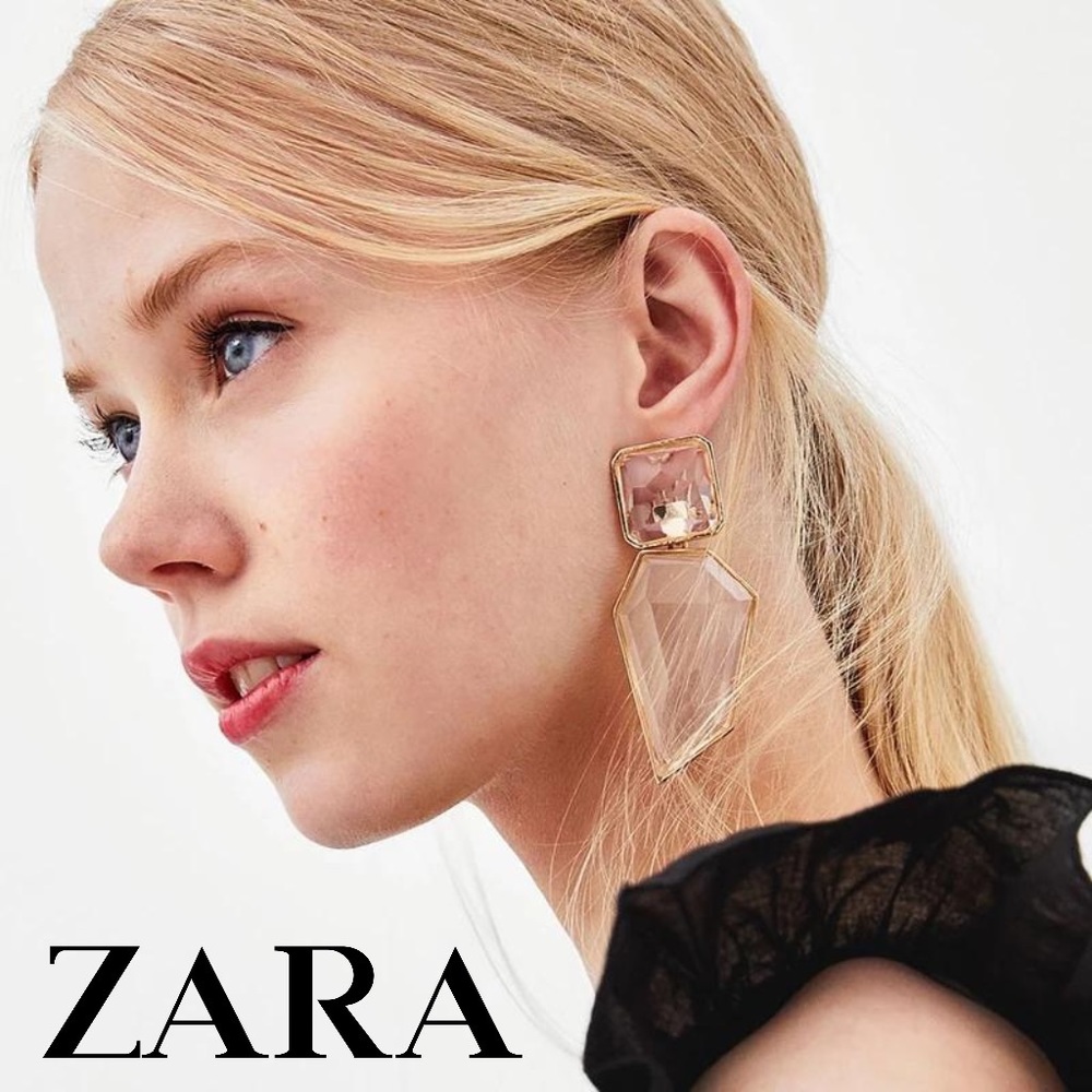 ♦️Available♦️Beautiful gold earrings!! - Picture 2 of 8
